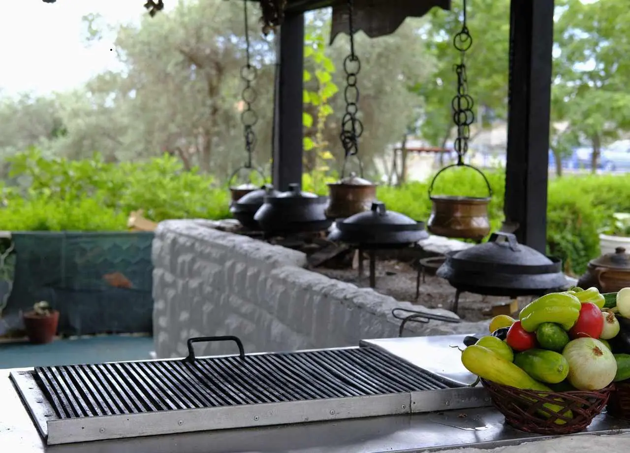 outdoor kitchen side burner