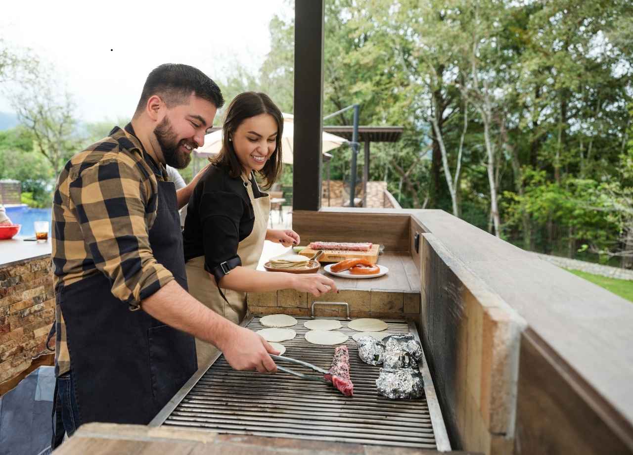 Untitled design - 2025-03-09T130154.635 Built-In Grills for Outdoor Kitchens